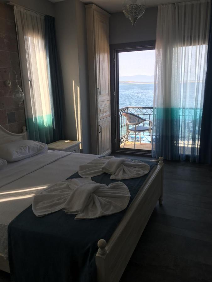 Cunda Mira Butik Otel Айвалык Экстерьер фото
